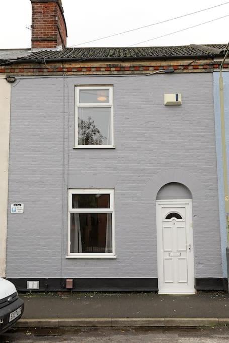 Convenient & Central 2-Bed House NWI Eksteriør bilde